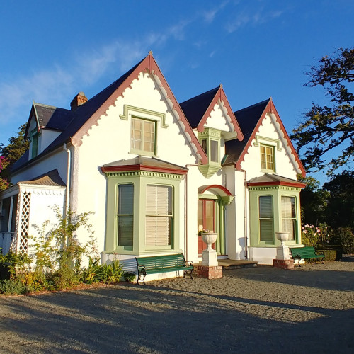 Maintenance & Restoration of Earth Buildings